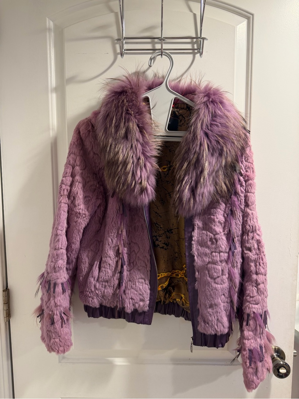 Plush Lavender Faux Fur Bomber Jacket with Contrast Collar